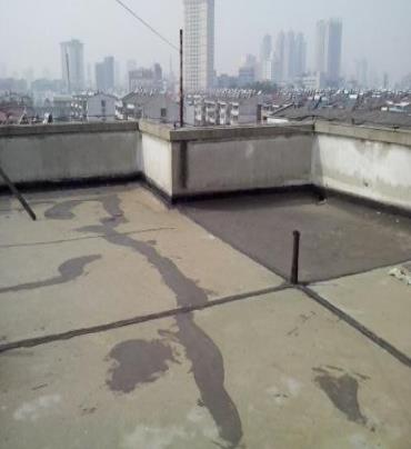 裕华漏水维修 楼顶漏水是什么原因，楼顶漏水维修方法是什么?